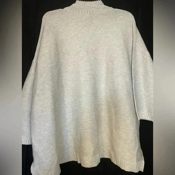 CYRUS Woman’s Gray Knit Sweater NWT Ribbed High Neck Dolman Sleeve Size 1X Plus - Picture 5 of 5